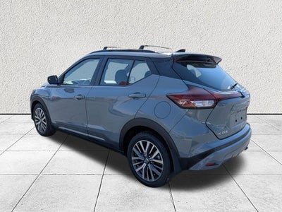 2021 Nissan Kicks SR