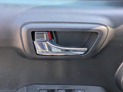 2022 Toyota Tacoma 2WD SR5