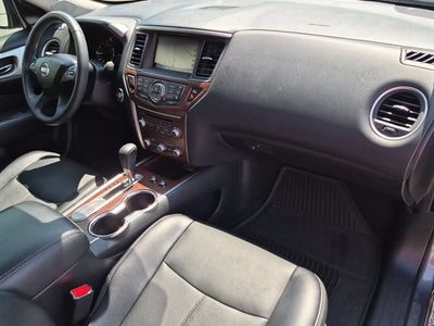 2020 Nissan Pathfinder Platinum