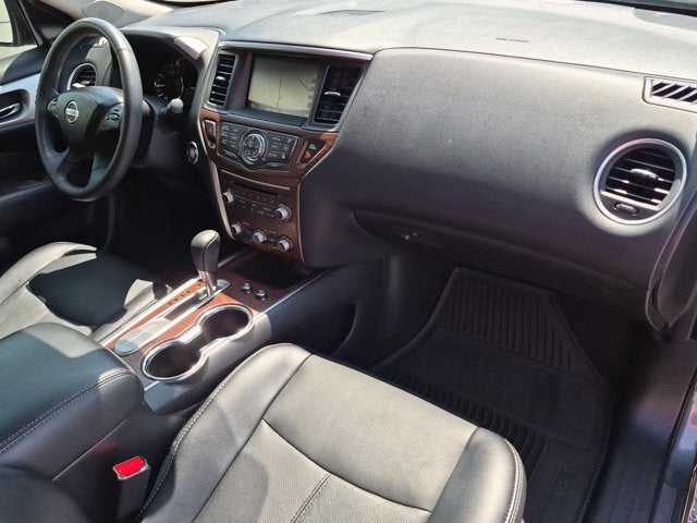 2020 Nissan Pathfinder Platinum