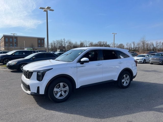 2025 Kia Sorento LX