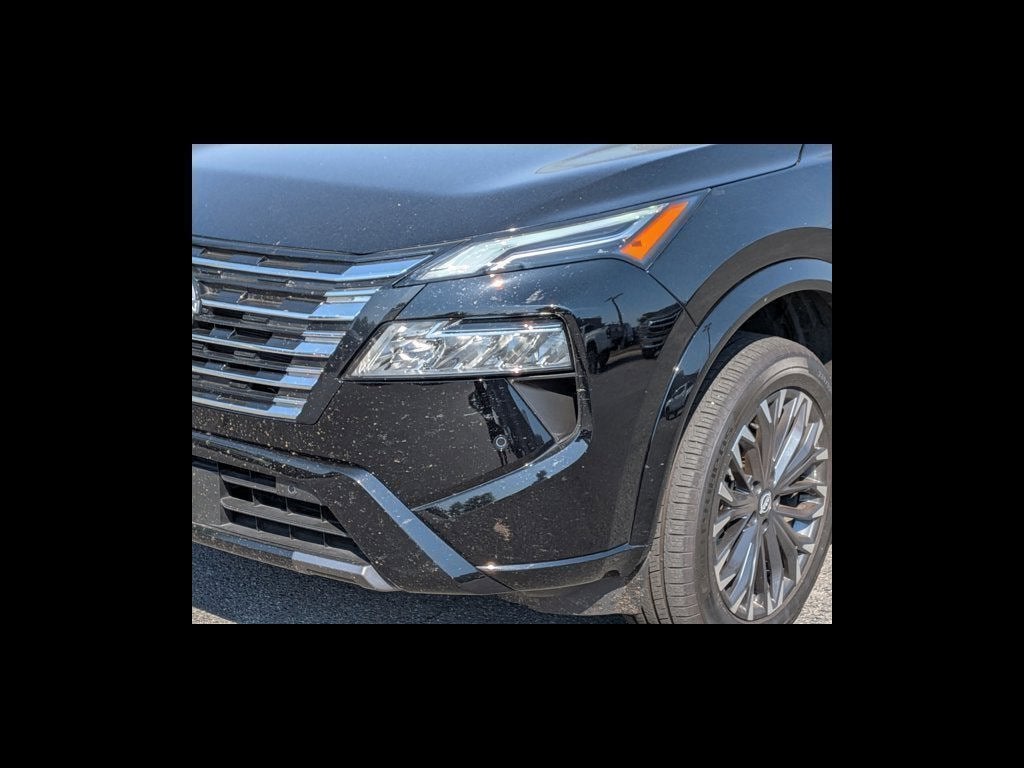 2025 Nissan Rogue Platinum