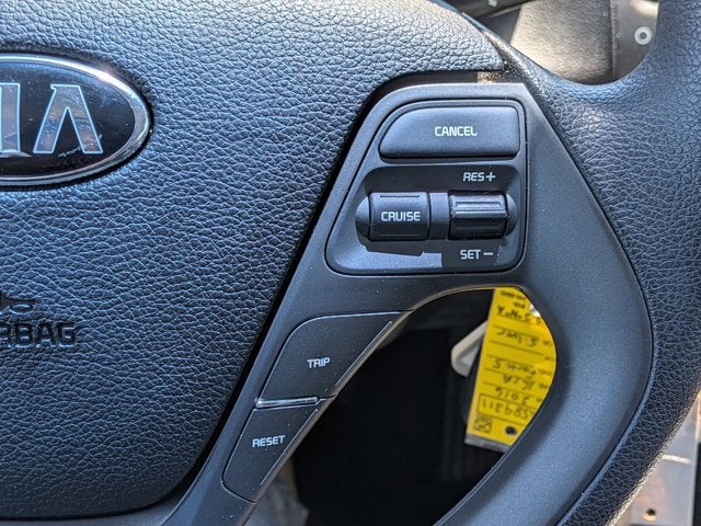 2016 Kia Forte 5-Door LX