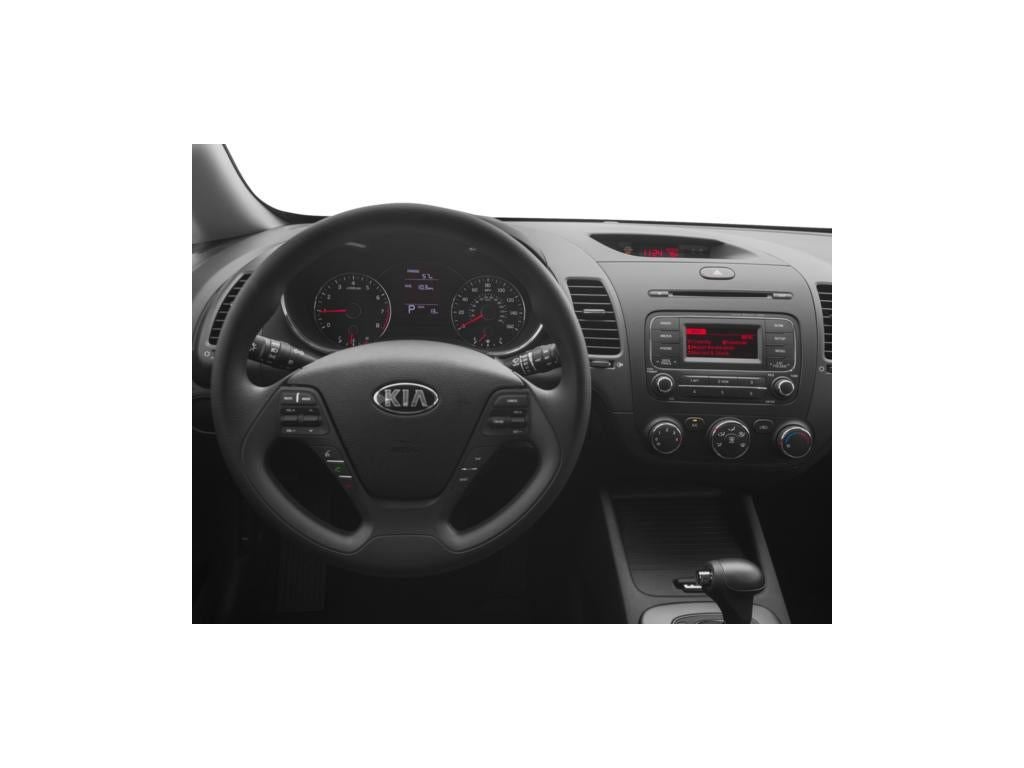 2016 Kia Forte 5-Door LX