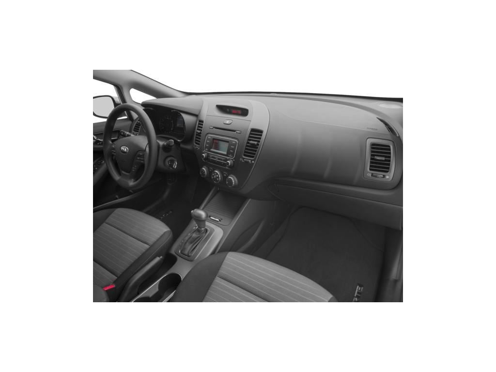 2016 Kia Forte 5-Door LX