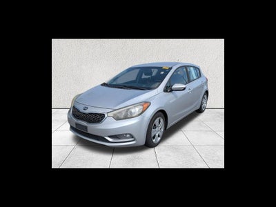 2016 Kia Forte 5-Door LX