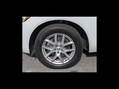 2020 Volvo XC60 Momentum