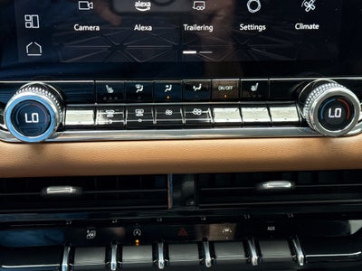 2024 GMC Canyon 4WD AT4