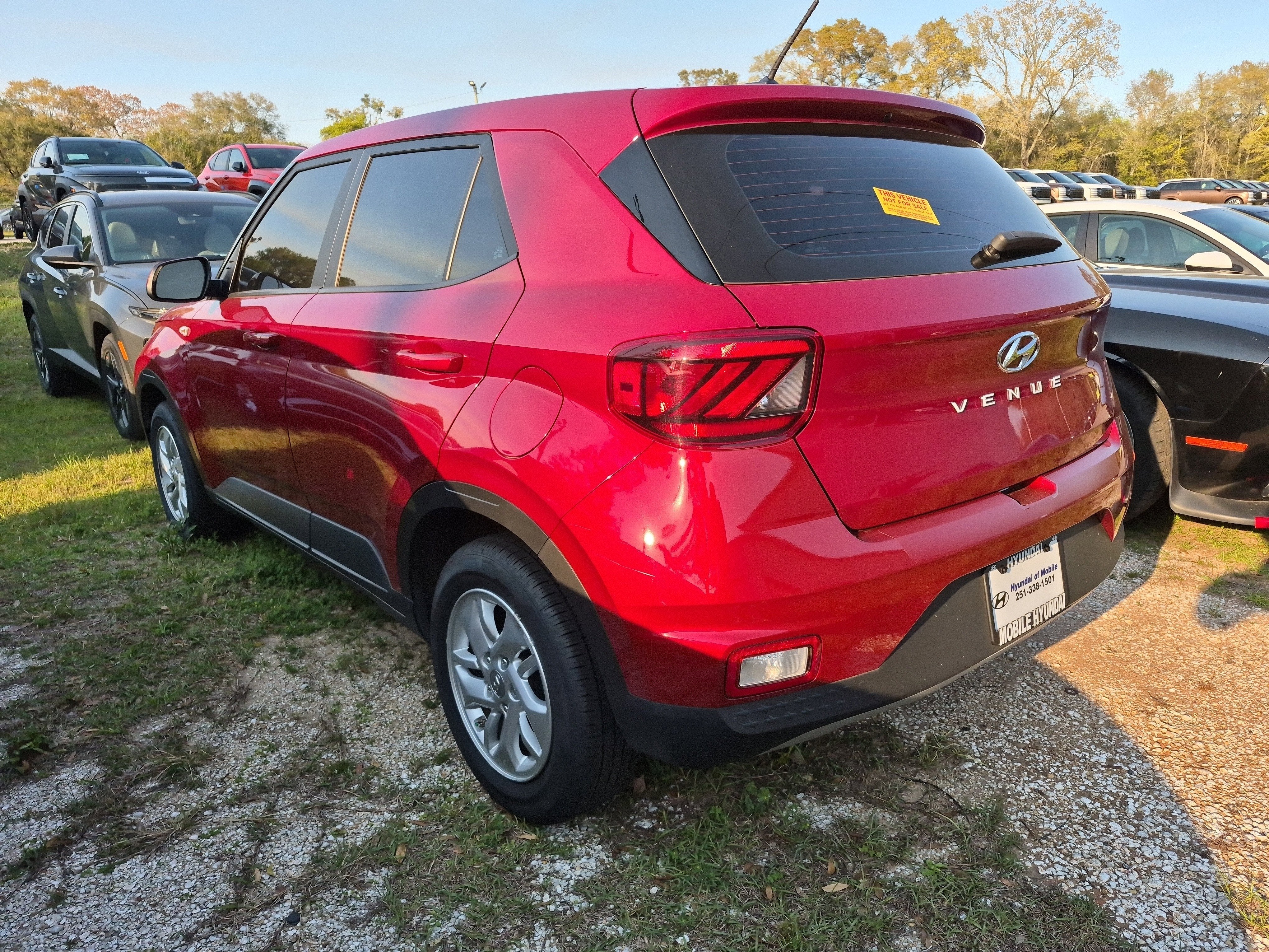 2025 Hyundai Venue SE