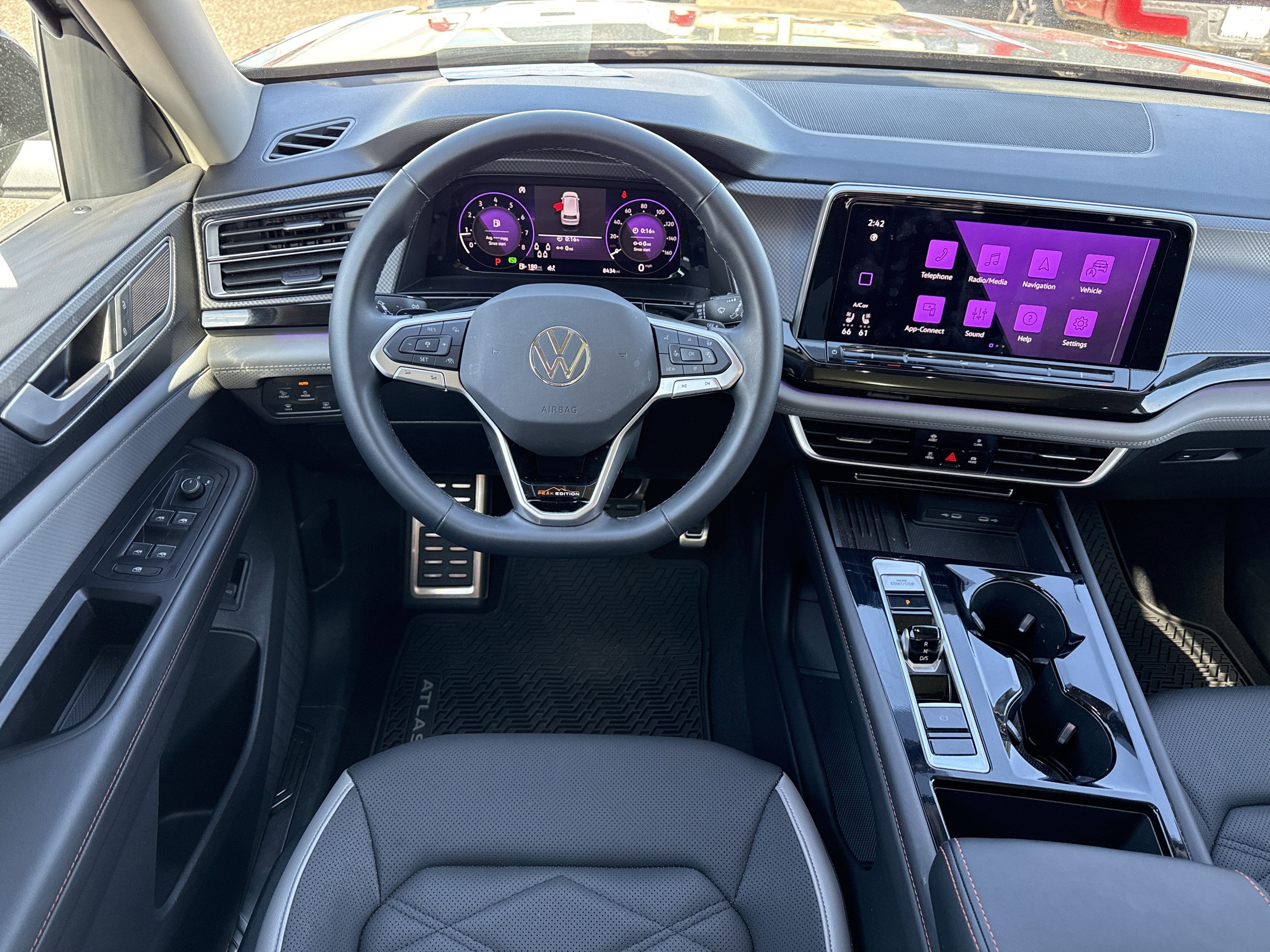 2025 Volkswagen Atlas 2.0T Peak Edition