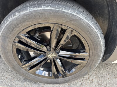 2023 Volkswagen Atlas 3.6L V6 SEL R-Line Black