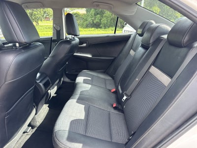 2014 Toyota Camry SE