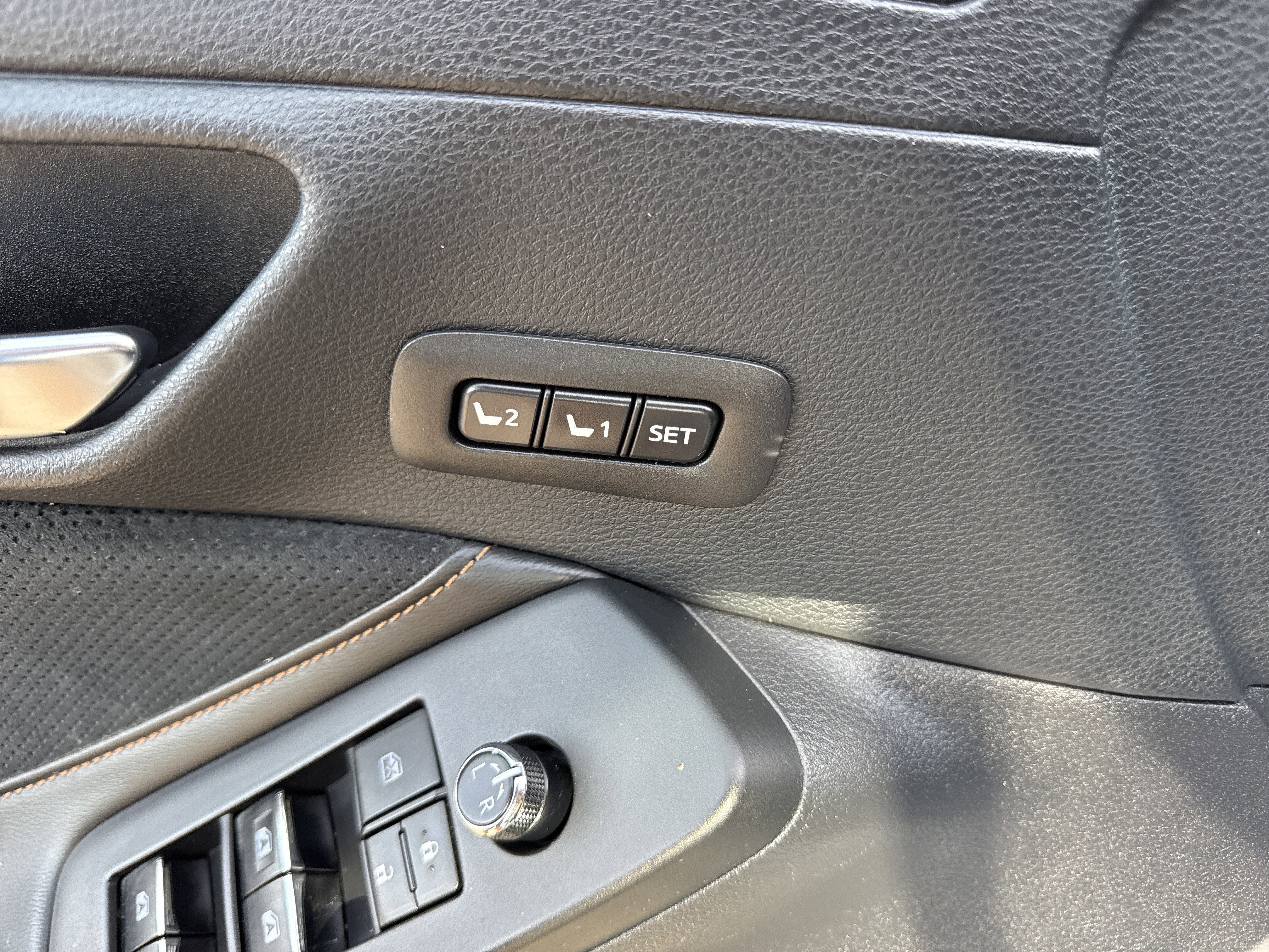 2019 Toyota Avalon Touring