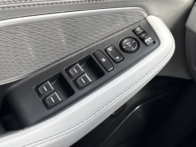 2022 Acura MDX w/Advance Package