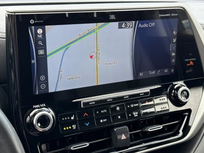 2022 Toyota Highlander Hybrid Platinum