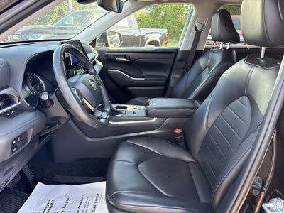 2023 Toyota Highlander XLE