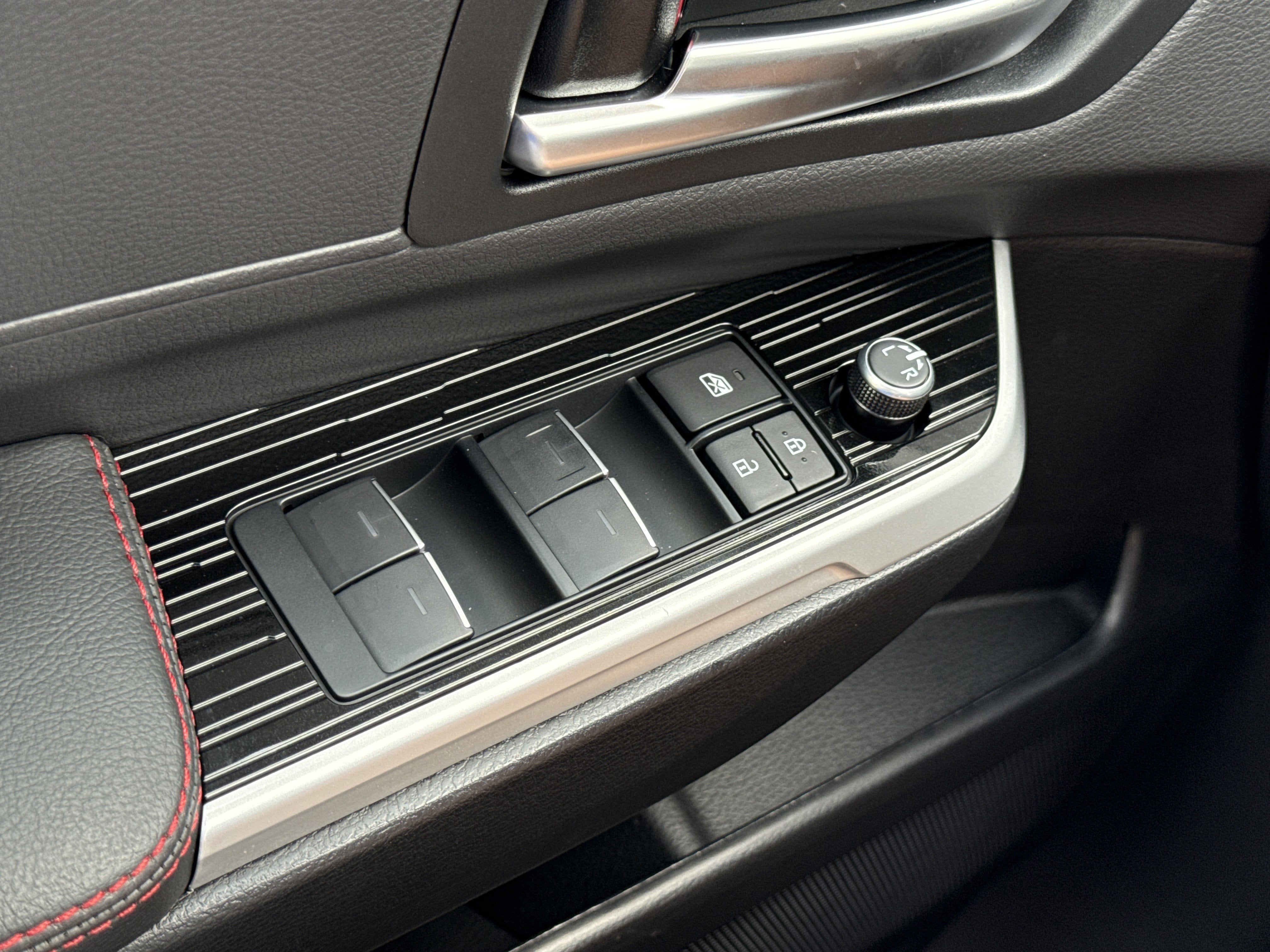 2025 Toyota Sienna XSE