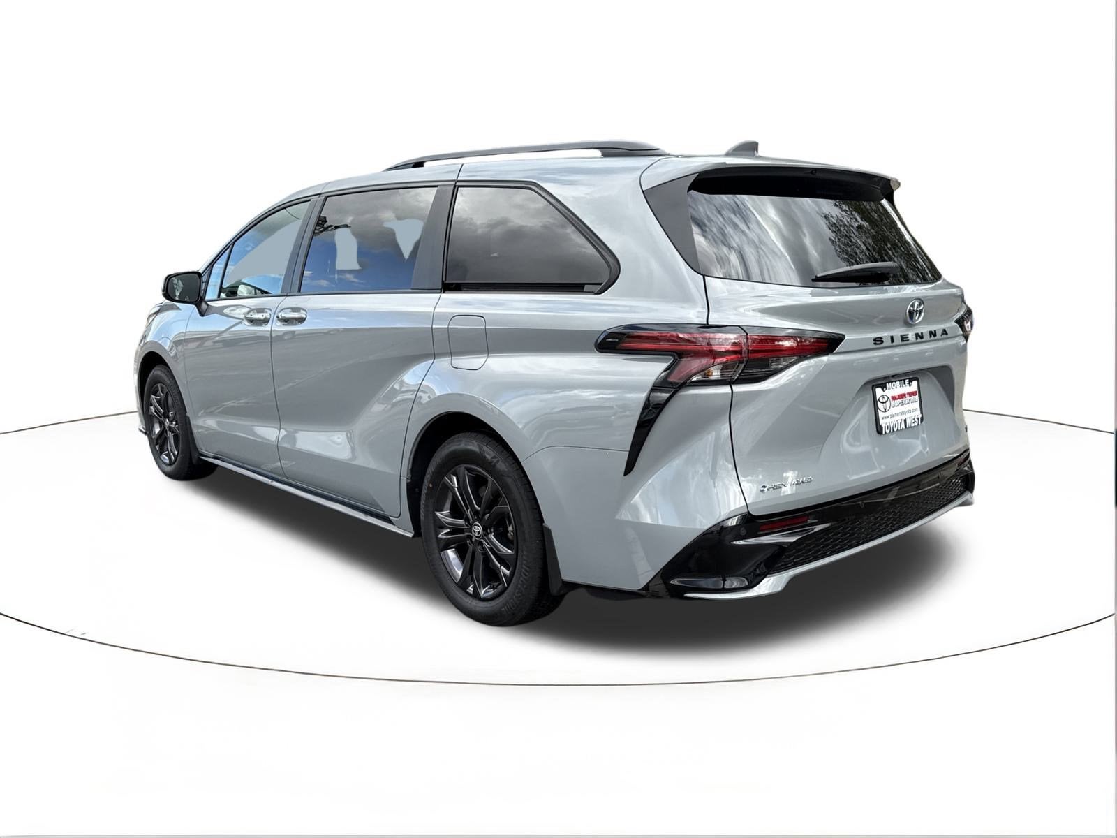 2025 Toyota Sienna XSE