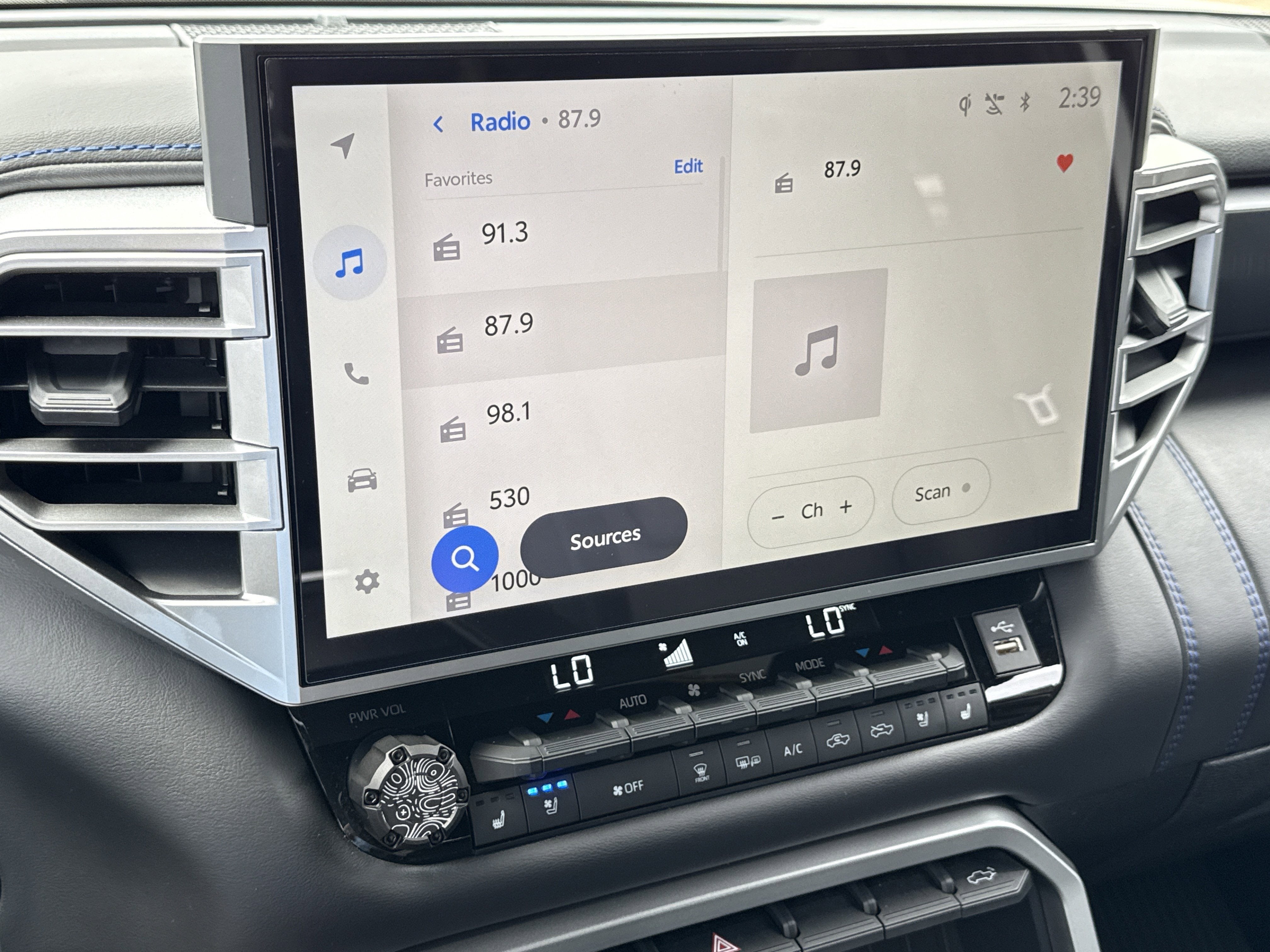 2025 Toyota Tundra 4WD Platinum