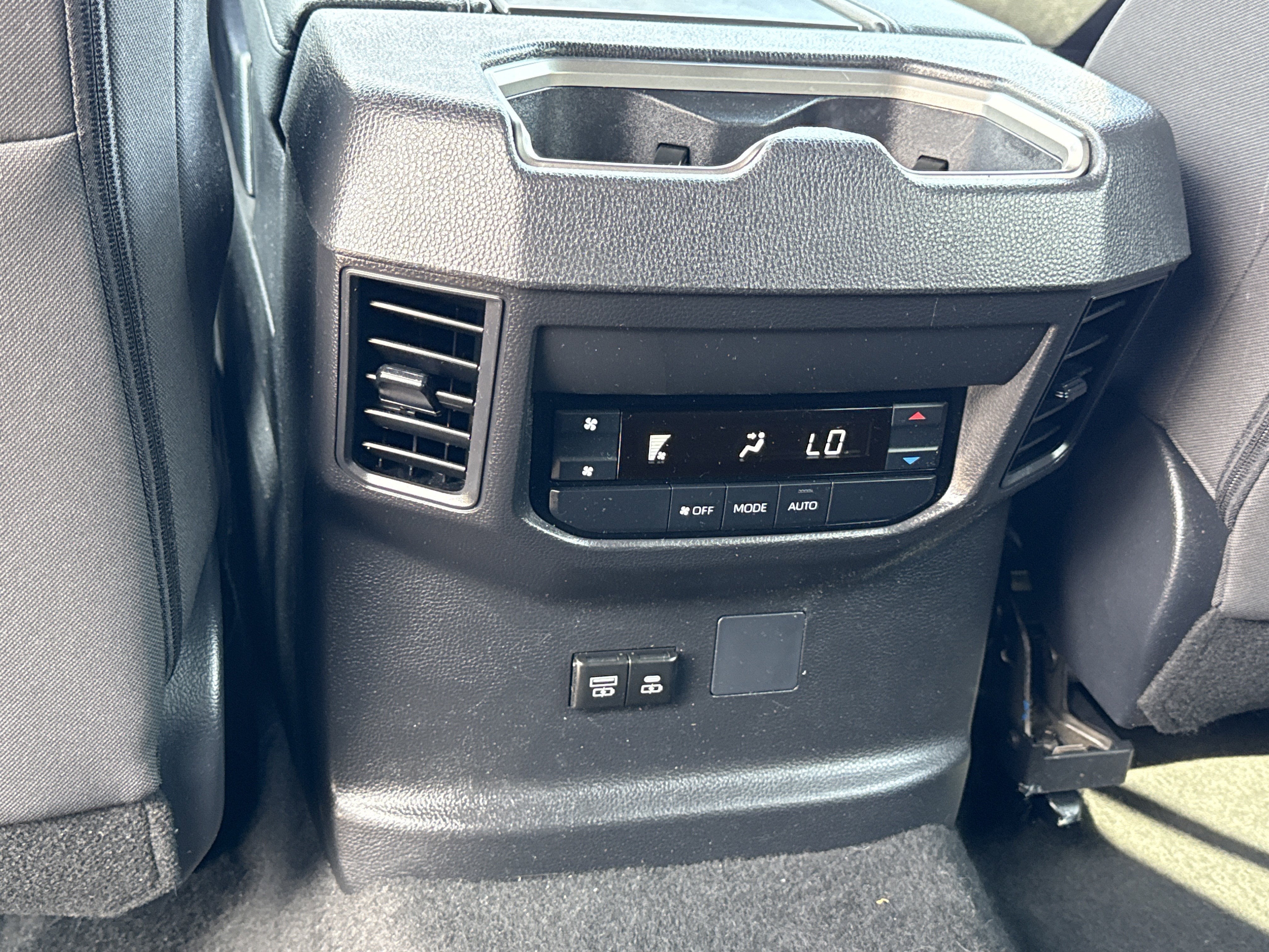 2025 Toyota Sequoia Base