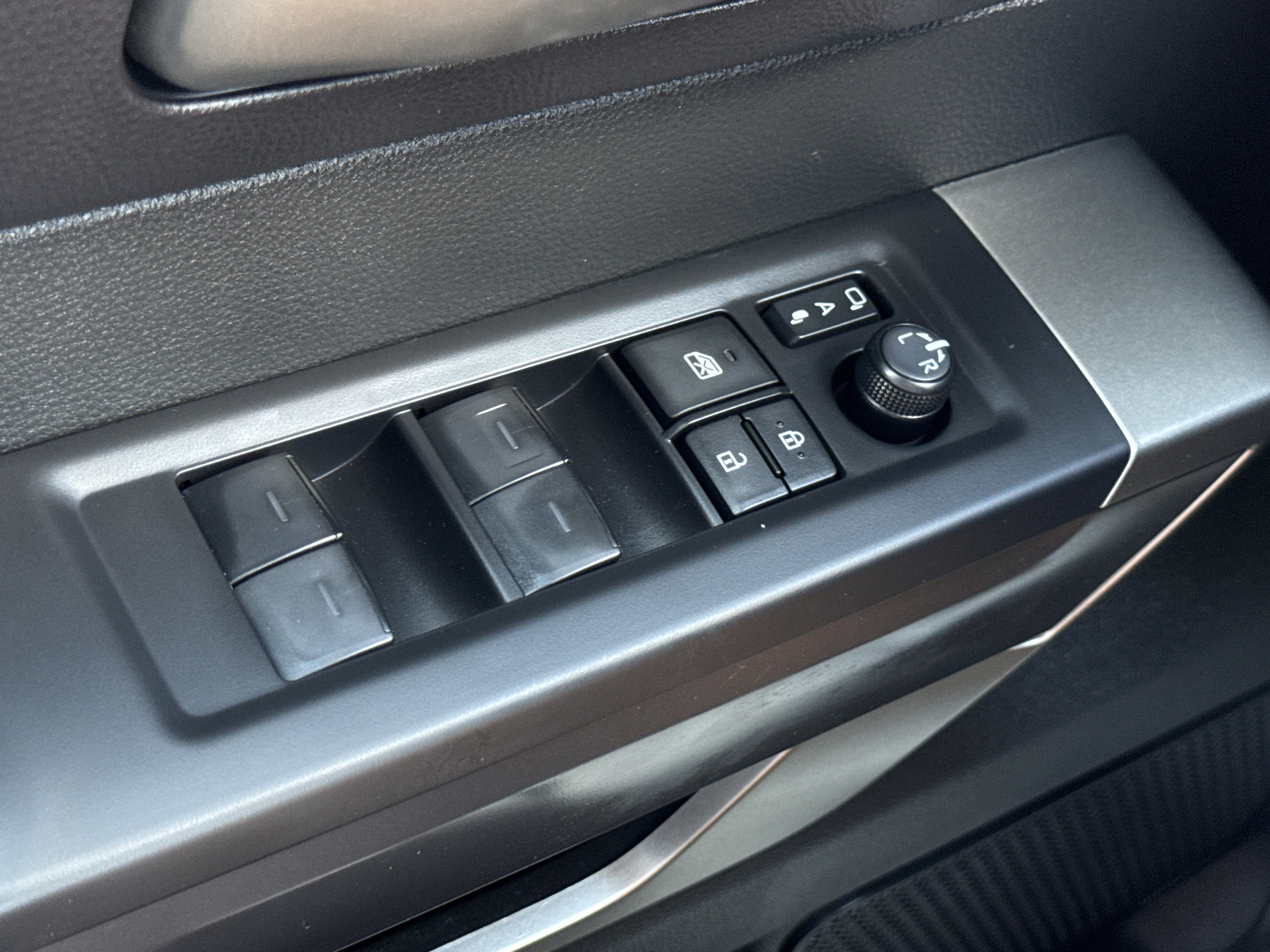 2025 Toyota Sequoia Base