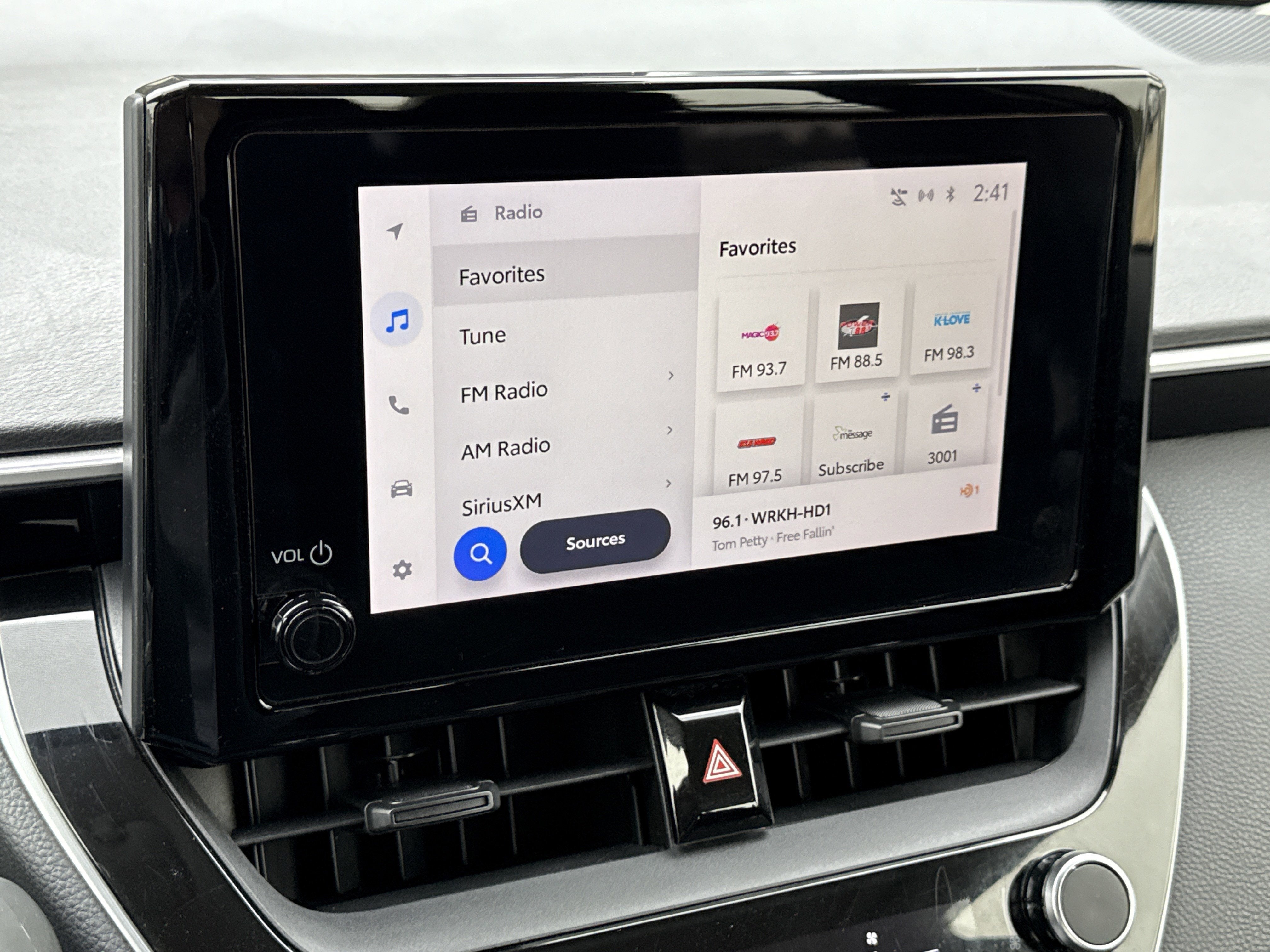 2024 Toyota Corolla Hybrid LE