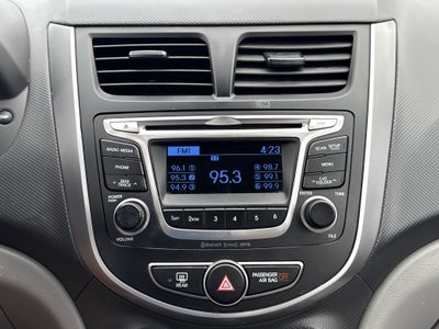 2016 Hyundai Accent SE