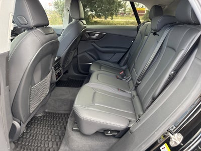 2023 Audi Q8 Premium Plus