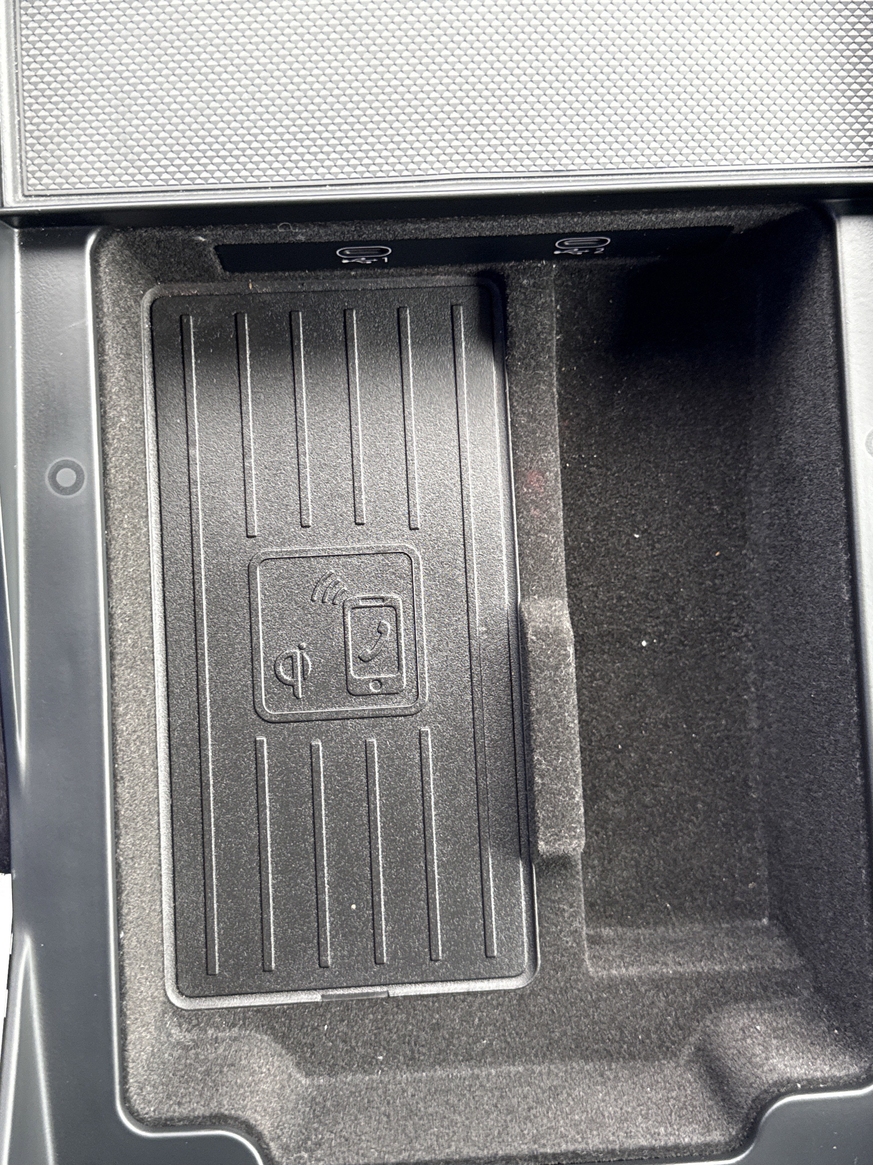 2023 Audi Q8 Premium Plus