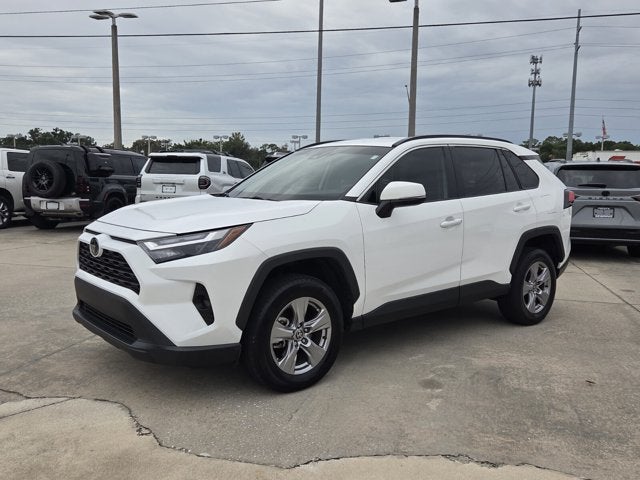 2025 Toyota RAV4 XLE