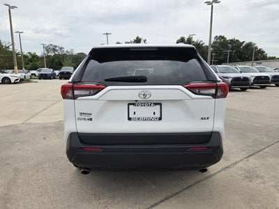 2025 Toyota RAV4 XLE