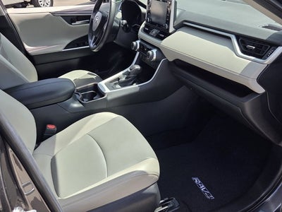 2020 Toyota RAV4 Limited