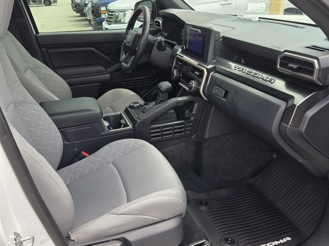 2025 Toyota Tacoma 4WD SR5
