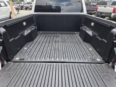2025 Toyota Tacoma 4WD SR5