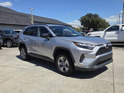 2025 Toyota RAV4 LE