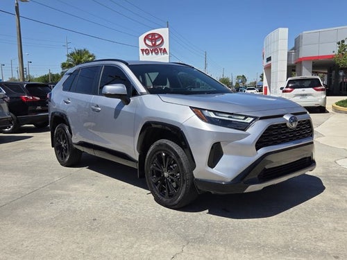 2024 Toyota RAV4 SE