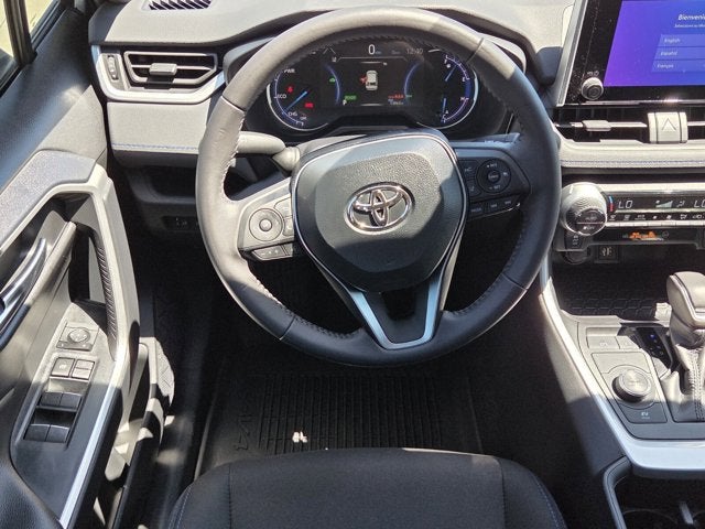 2024 Toyota RAV4 SE
