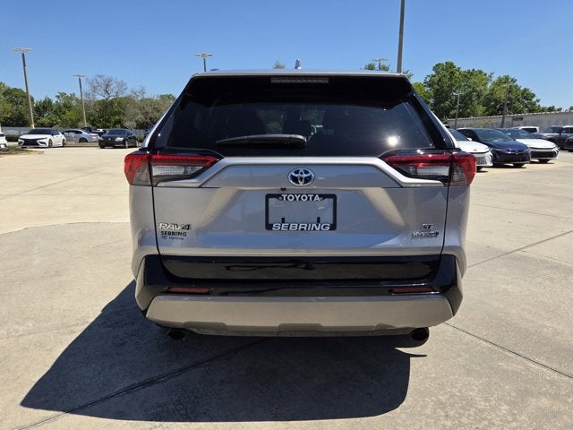 2024 Toyota RAV4 SE