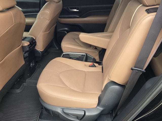 2025 Toyota Grand Highlander Platinum