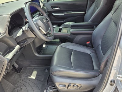 2025 Toyota Sienna XSE