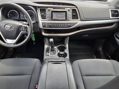 2019 Toyota Highlander LE