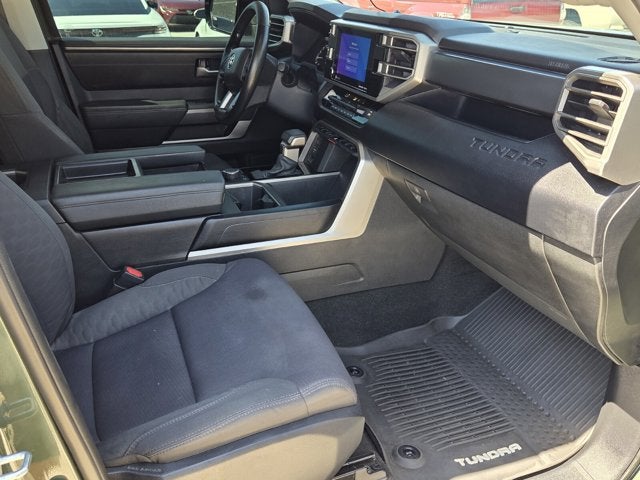 2022 Toyota Tundra 4WD SR5