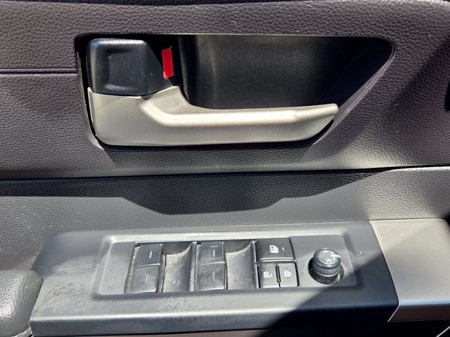 2024 Toyota Tundra 4WD SR5