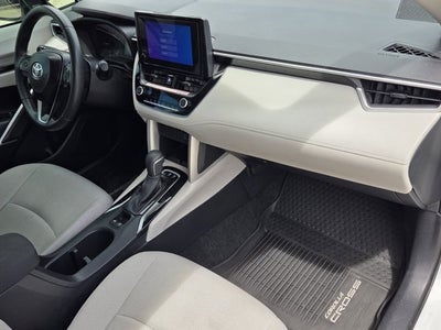 2025 Toyota Corolla Cross LE