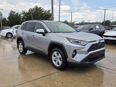 2020 Toyota RAV4 XLE