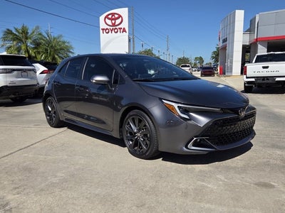 2025 Toyota Corolla Hatchback XSE