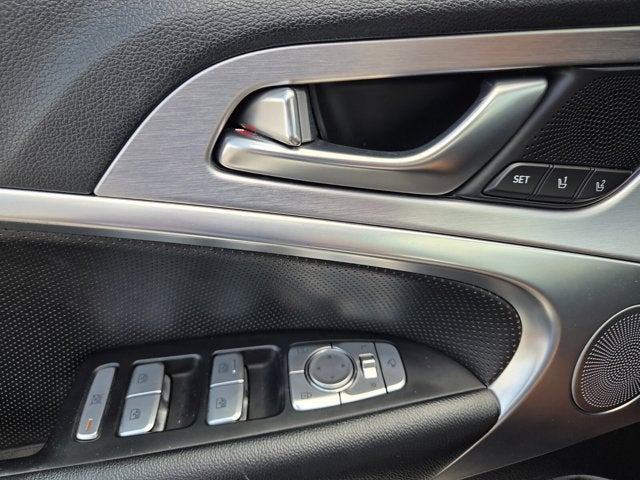 2020 Genesis G70 2.0T