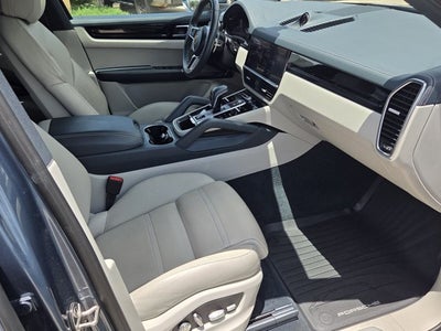 2020 Porsche Cayenne Base
