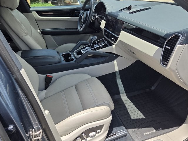 2020 Porsche Cayenne Base
