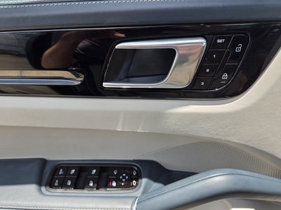 2020 Porsche Cayenne Base